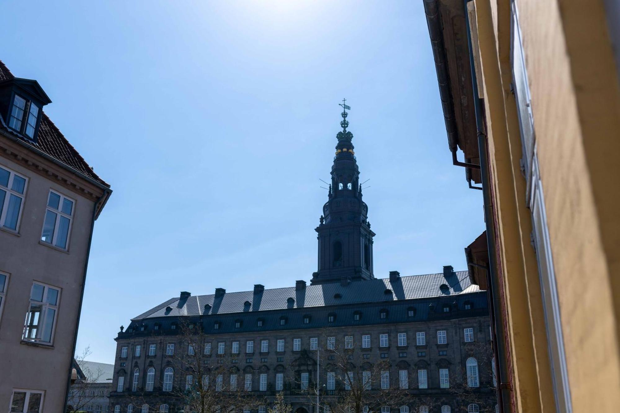 Lavish 4Br Apartment In The Heart Of Cph By The Canals Copenhagen Exterior photo
